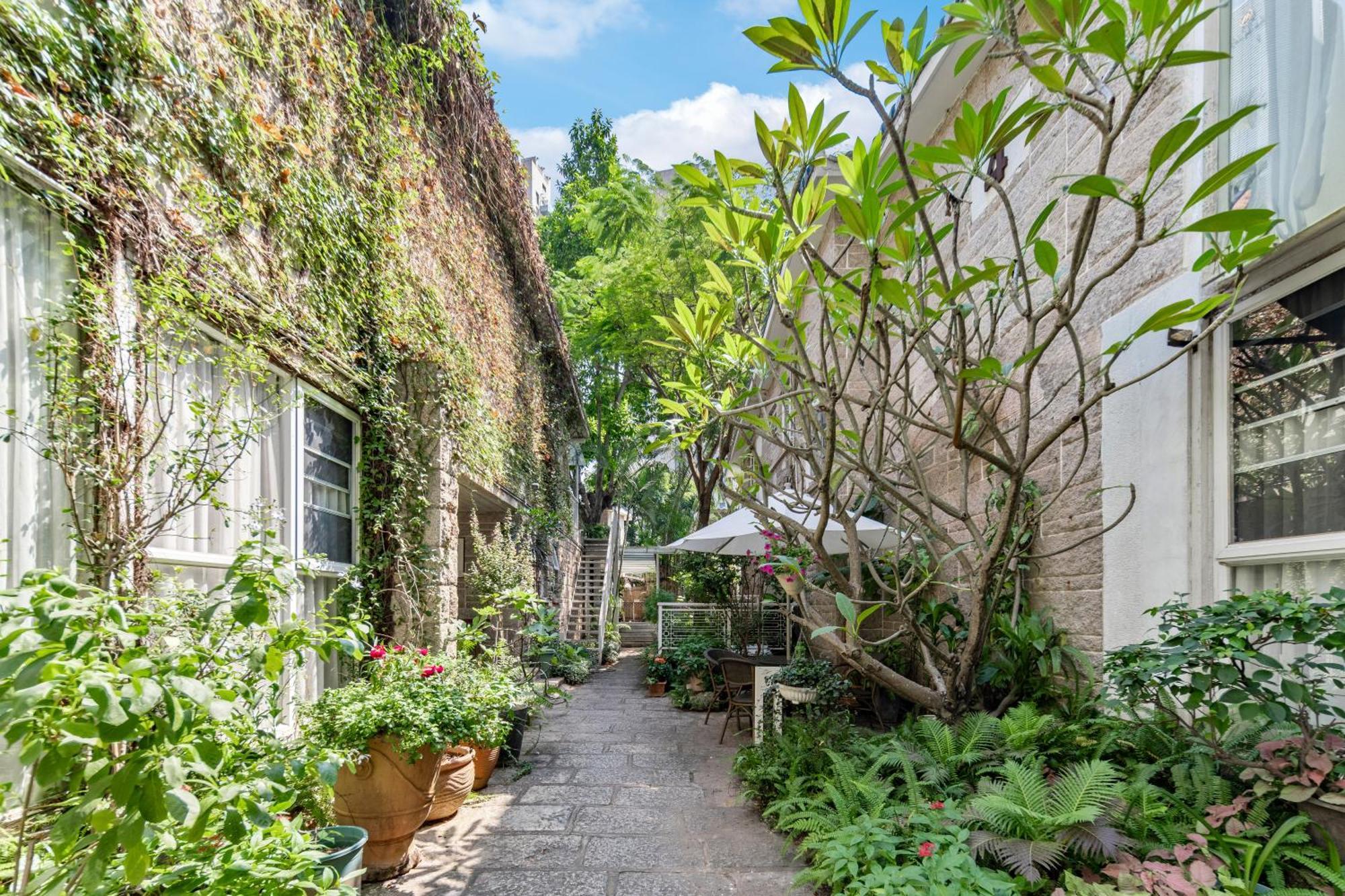 Shenzhen No'6 Garden Villa --French Window With Garden View,Close To Sea World &Shekou Ferry Port &K11 Ecoast &Subway Nearby ,Offer Western Food And Coffee &English Speaking With Tour Services מראה חיצוני תמונה