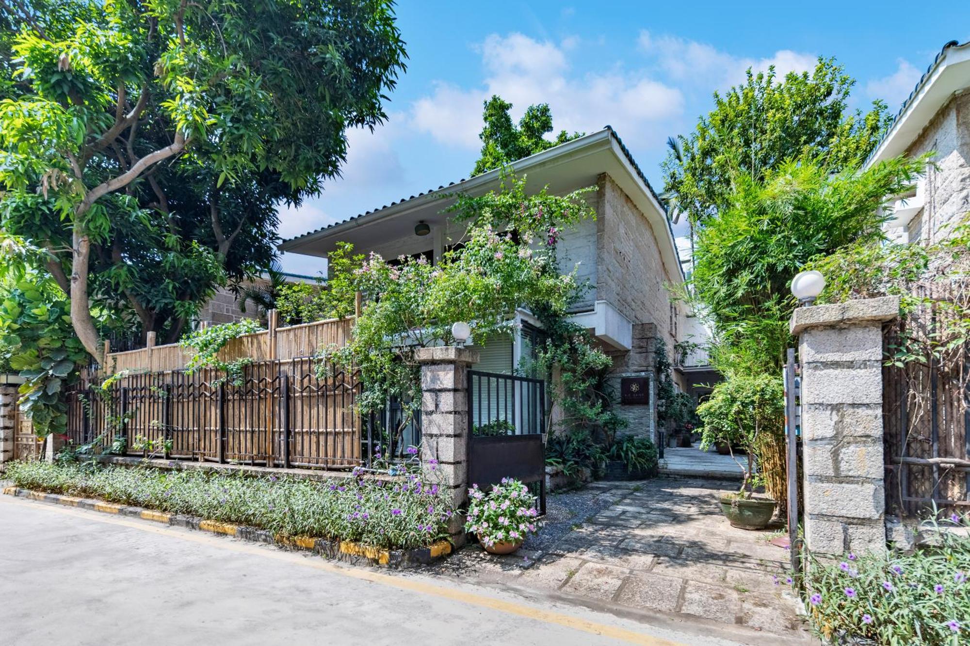 Shenzhen No'6 Garden Villa --French Window With Garden View,Close To Sea World &Shekou Ferry Port &K11 Ecoast &Subway Nearby ,Offer Western Food And Coffee &English Speaking With Tour Services מראה חיצוני תמונה