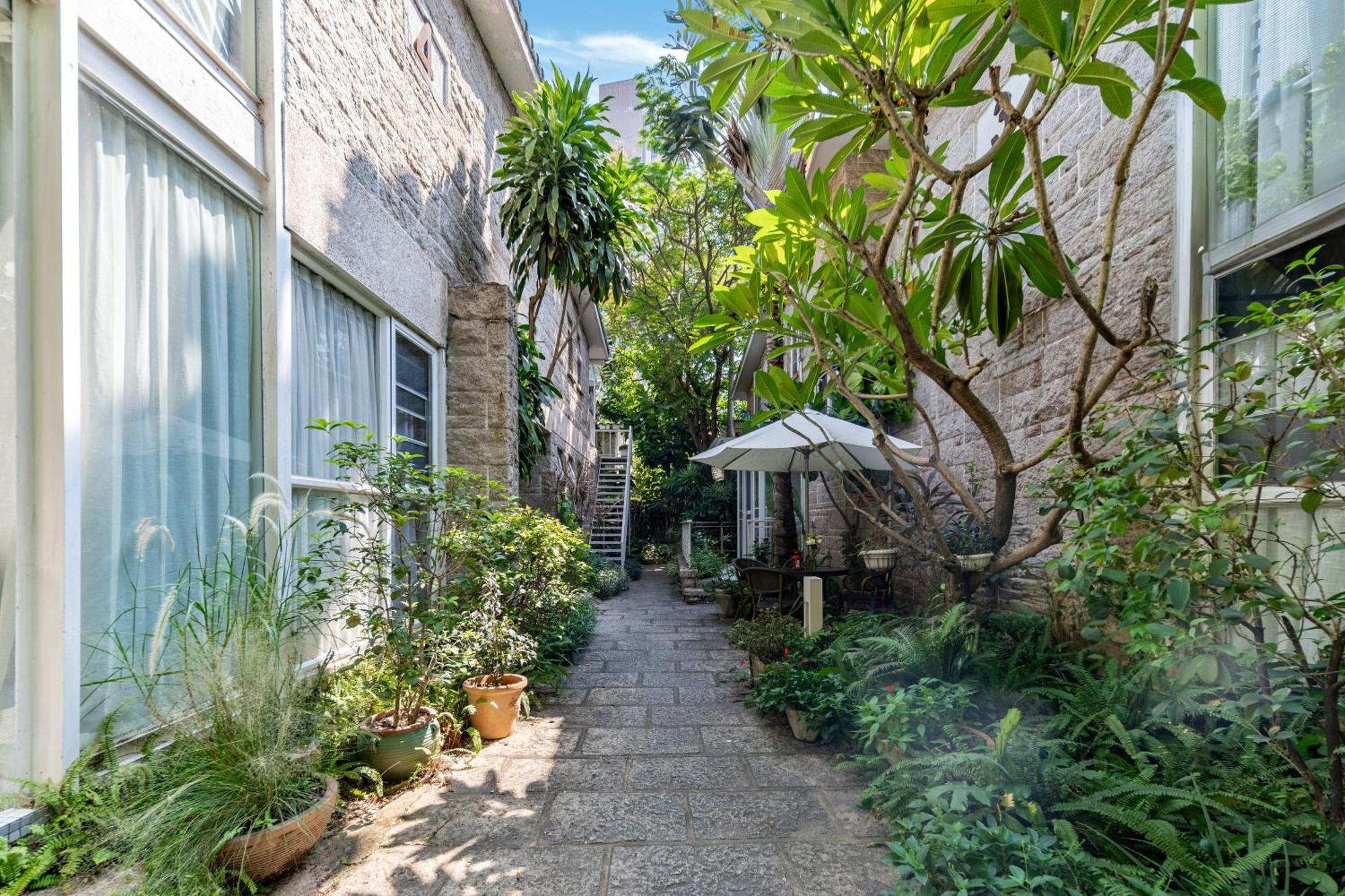 Shenzhen No'6 Garden Villa --French Window With Garden View,Close To Sea World &Shekou Ferry Port &K11 Ecoast &Subway Nearby ,Offer Western Food And Coffee &English Speaking With Tour Services מראה חיצוני תמונה