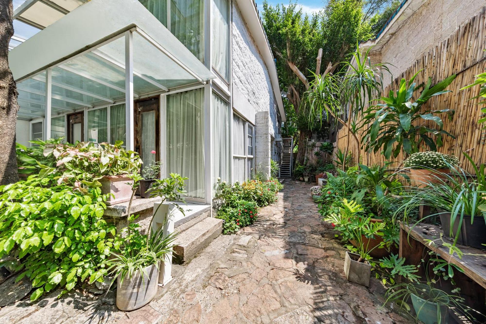 Shenzhen No'6 Garden Villa --French Window With Garden View,Close To Sea World &Shekou Ferry Port &K11 Ecoast &Subway Nearby ,Offer Western Food And Coffee &English Speaking With Tour Services מראה חיצוני תמונה